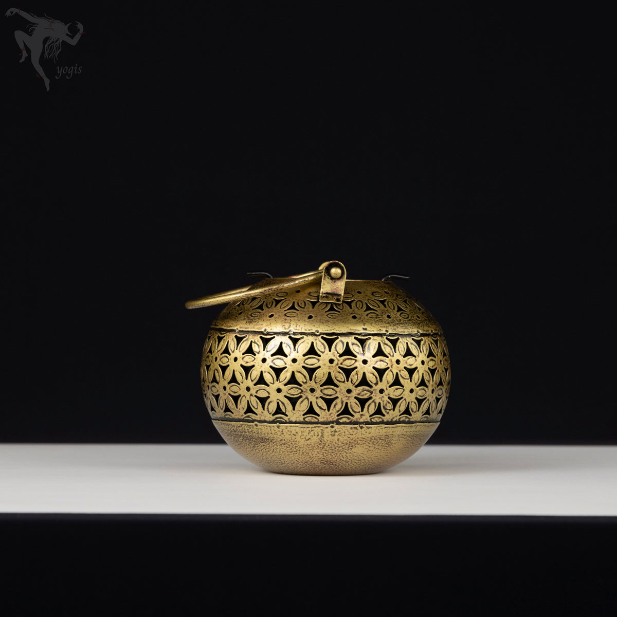 Handi Pot T-Light Lantern: Culinary Legacy Illuminated
