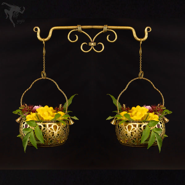 Flower Bloom Pot: Floral Craft, Artisan Blossoms