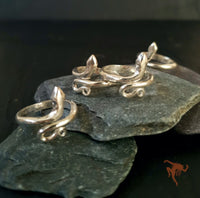 Isha Consecrated Silver Snake Ring / Sarpasutra
